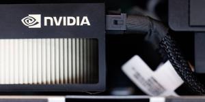 سهم «إنفيديا» يقفز 2% بعد صفقة الرقائق مع الإمارات - الأول نيوز