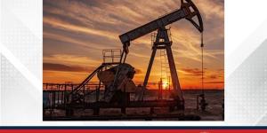 النفط يتراجع وسط عمليات بيع واسعة النطاق - الأول نيوز