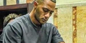 محمد رمضان يتلقى عزاء والده بمسجد الشرطة بالشيخ زايد اليوم - الأول نيوز