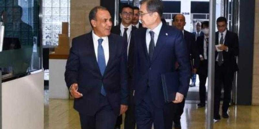 وزير الخارجية يلتقي بوزير خارجية كوريا الجنوبية ورئيس مجلس الأمن الحالي - الأول نيوز