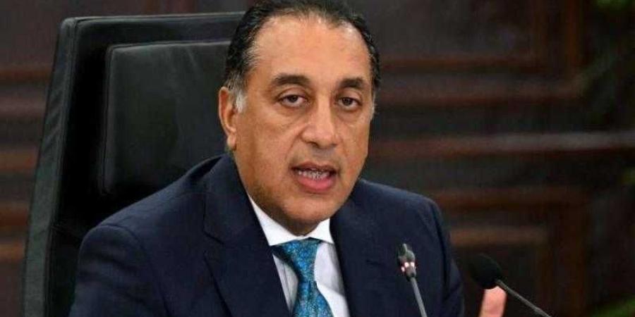 رئيس الوزراء: نتوقع غمر مياه النيل لمناطق طرح النهر فى المنوفية والبحيرة - الأول نيوز