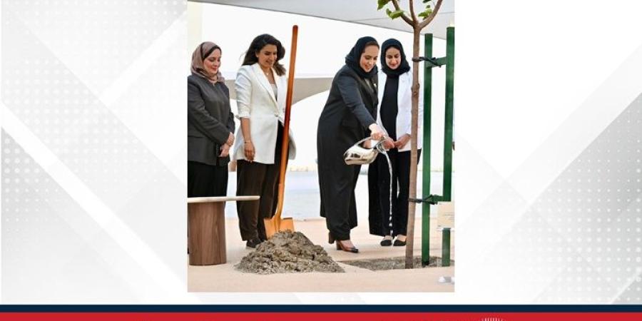 وزارة الإسكان والتخطيط العمراني تشارك في فعاليات "أسبوع الشجرة" - الأول نيوز
