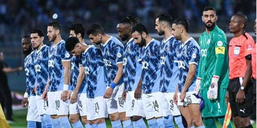 ثلاثي مصر في إفريقيا.. الأهلي يستعيد بريقه والزمالك يبحث عن الاستقرار وبيراميدز يواصل التألق| فيديو - الأول نيوز