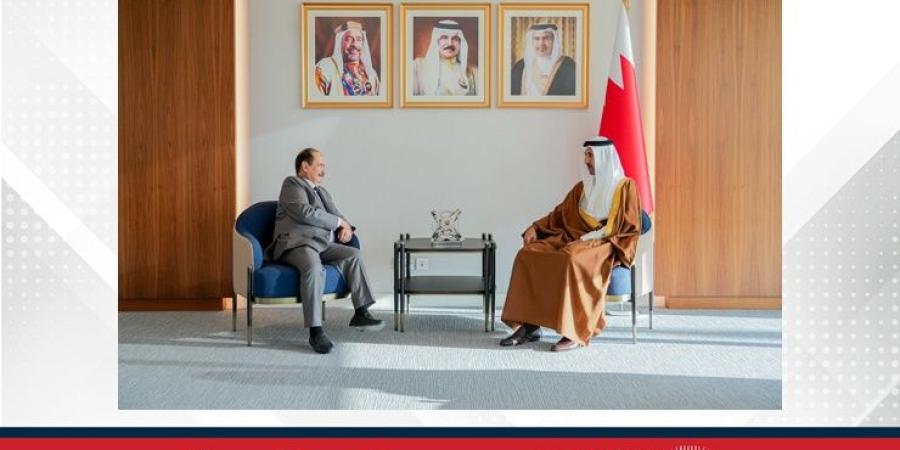 وزير المواصلات والاتصالات يستقبل سفير جمهورية اليمن لدى مملكة البحرين - الأول نيوز