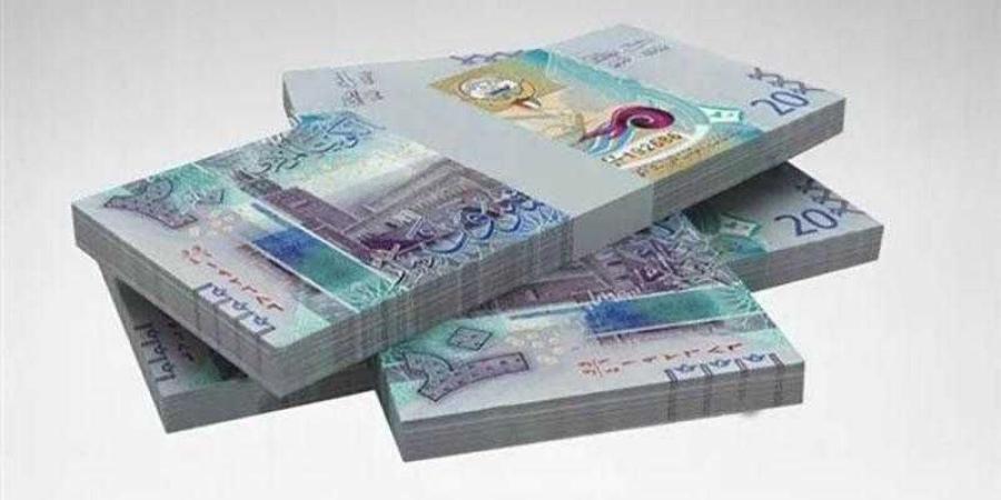 أسعار الدينار الكويتى في مصر اليوم الإثنين - الأول نيوز