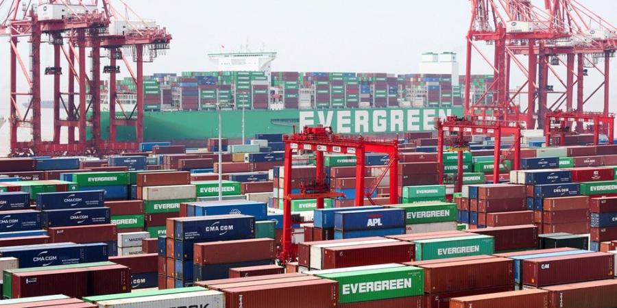 أمريكا والصين تعلّقان الرسوم الجمركية المتبادلة على الموانئ - الأول نيوز