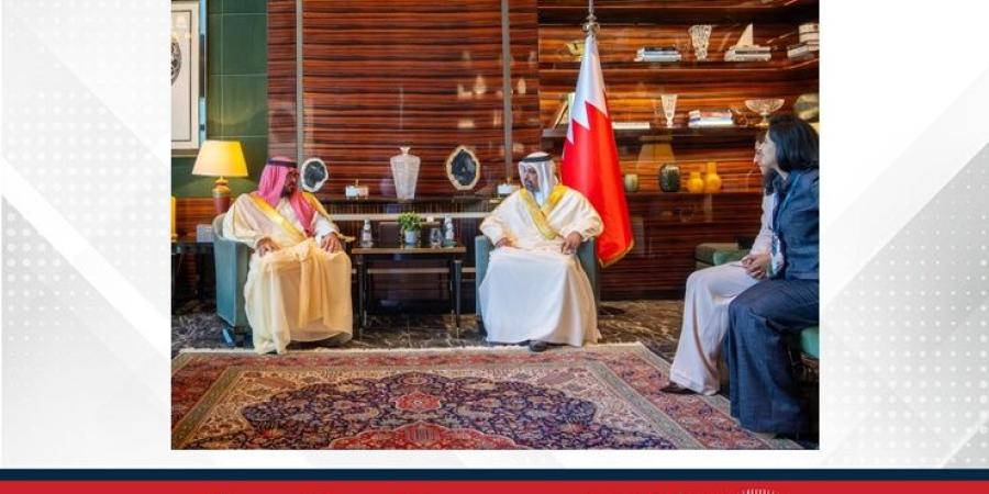 في إطار مشاركة معاليه في النسخة الثالثة من منتدى بوابة الخليج 2025.. وزير المالية والاقتصاد الوطني يلتقي وزير الاقتصاد والتخطيط بالمملكة العربية السعودية الشقيقة - الأول نيوز