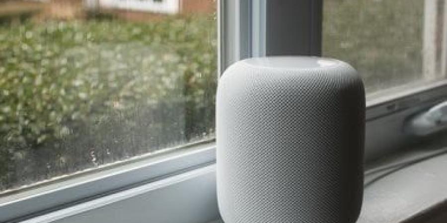 آبل تستعد لدخول عالم المنازل الذكية بإطلاق أولى شاشاتها الذكية في 2026 - الأول نيوز