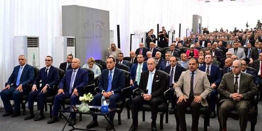 رئيس الوزراء: الحكومة المصرية بذلت جهدًا كبيرًا في ملف صناعة السيارات - الأول نيوز