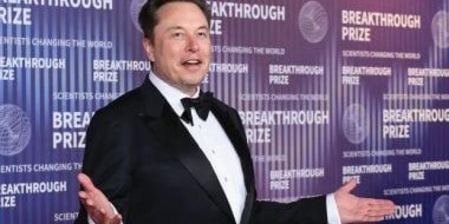 إيلون ماسك يحصل على تريليون دولار مرتب.. 5 معلومات لا تعرفها - الأول نيوز