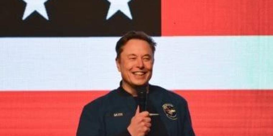 وعد ماسك: "أوبتيموس" سيُنهي الفقر والجريمة ويجعل البشر أحرارا من العمل - الأول نيوز