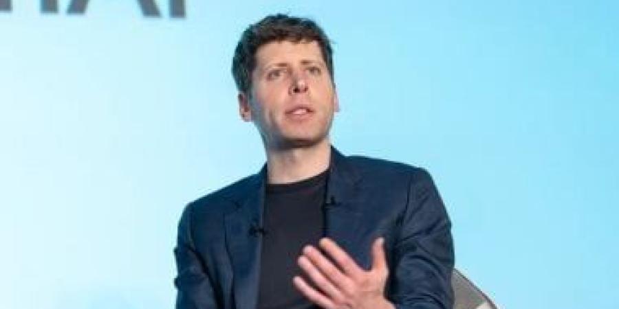 سام ألتمان: الذكاء الاصطناعي سيحل محل Slack وMicrosoft Office قريبًا - الأول نيوز