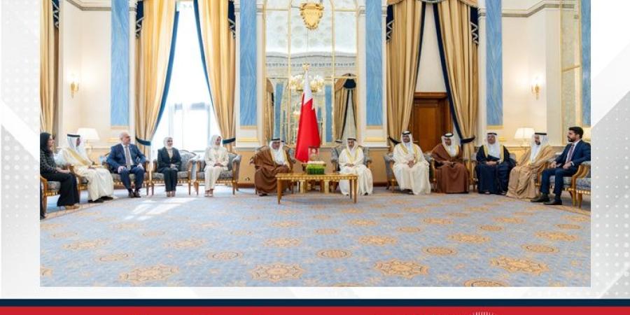 سمو ولي العهد رئيس مجلس الوزراء يؤكد الاعتزاز بالجهود المخلصة والمتفانية للكوادر الوطنية التي تسهم في تعزيز مسيرة البناء والنماء التي تشهدها مملكة البحرين - الأول نيوز