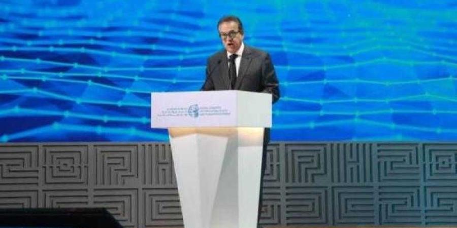 وزير الصحة يشارك في جلسة حوارية بعنوان ”تعزيز الرعاية الصحية الأولية: ضرورة لتحقيق التغطية الصحية الشاملة” - الأول نيوز