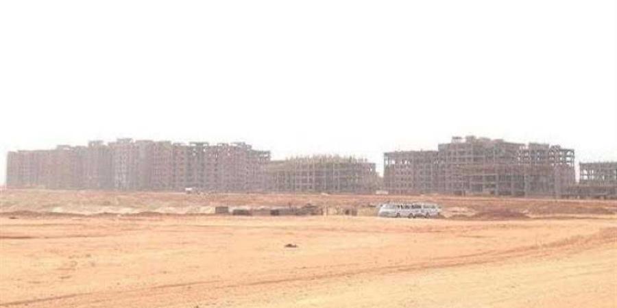 وزير الإسكان :غداً بدء تسليم 2045 قطعة أرض سكنية للمواطنين بعد توفيق أوضاع أراضيهم بمدينة العبور الجديدة - الأول نيوز