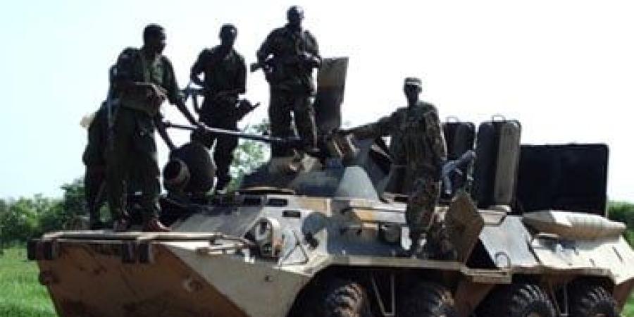 تجدد الاشتباكات بين الجيش السودانى والدعم السريع فى بابنوسة - الأول نيوز