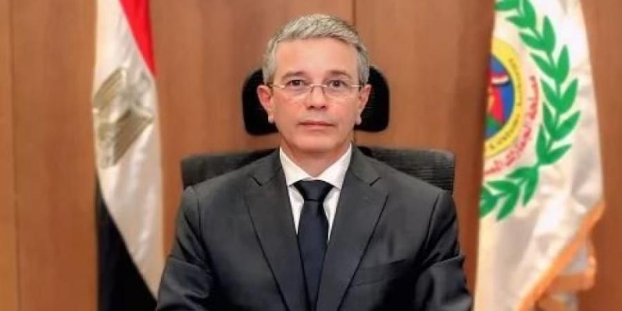 رئيس مصلحة الجمارك: تتبع الشحنات لحظة بلحظة من بلد التصدير وحتى الإفراج النهائي بالمطارات - الأول نيوز